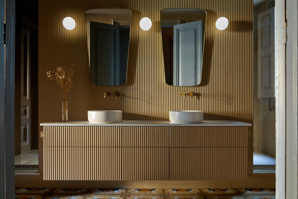 lavabo de pis modernista